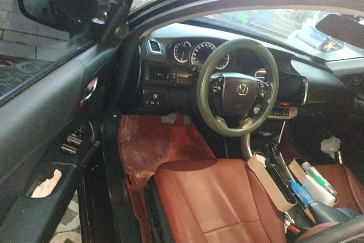 Used Honda Accord 2014 2.0L EX Luxury Edition Driver Seat