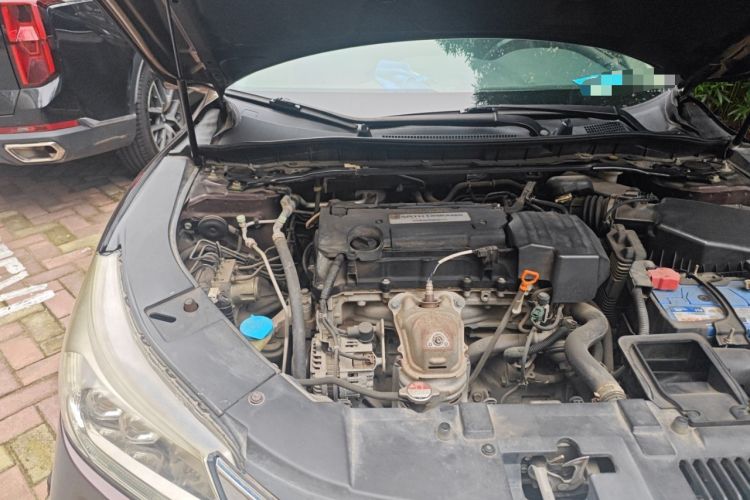 Used Honda Accord 2014 2.4L EX Luxury Edition Engine Bay Right