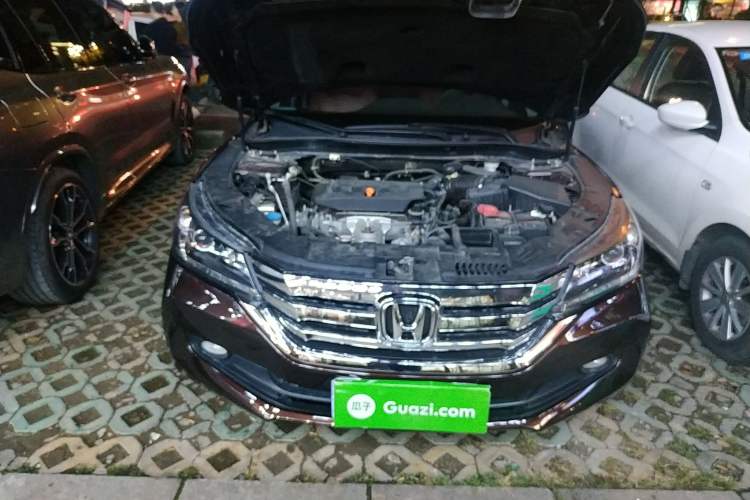 Used Honda Accord 2014 2.0L EX Luxury Edition Engine Bay Right