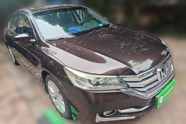 Used Honda Accord 2014 2.4L EX Luxury Edition Front Right 45 Deg