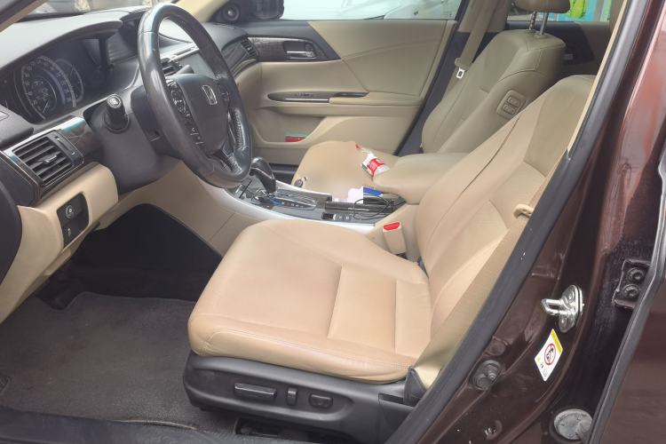 Used Honda Accord 2014 2.4L EXN Luxury Navigation Edition Left Front Seat