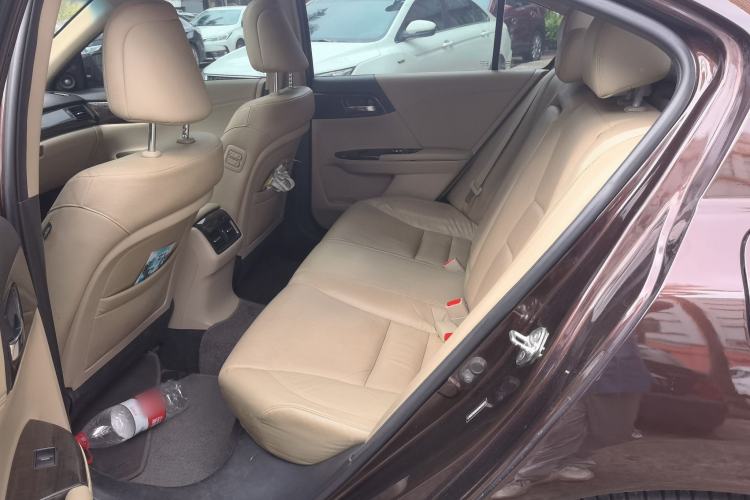 Used Honda Accord 2014 2.4L EXN Luxury Navigation Edition Left Rear Seat