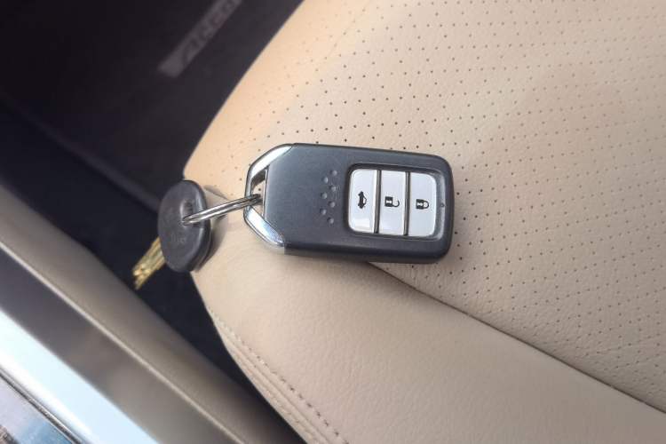 Used Honda Accord 2014 2.4L EXN Luxury Navigation Edition Vehicle Key