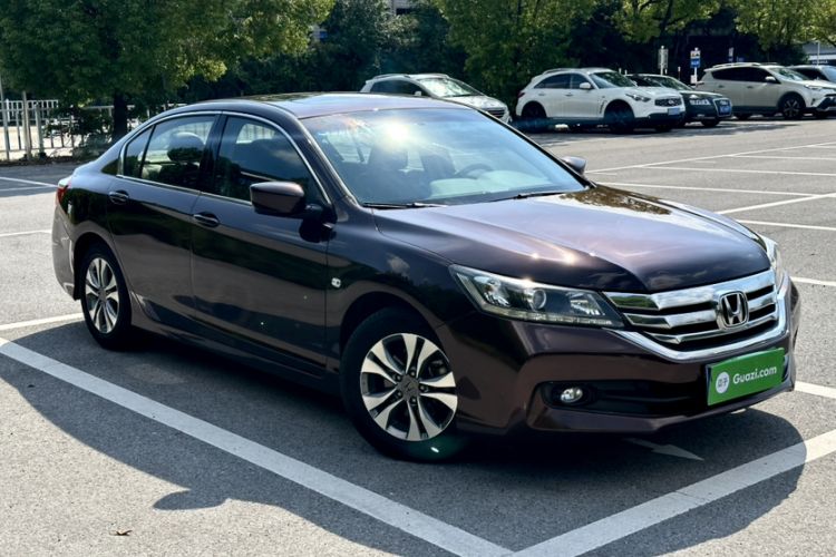 Used Honda Accord 2014 2.0L EX Luxury Edition Exterior 5