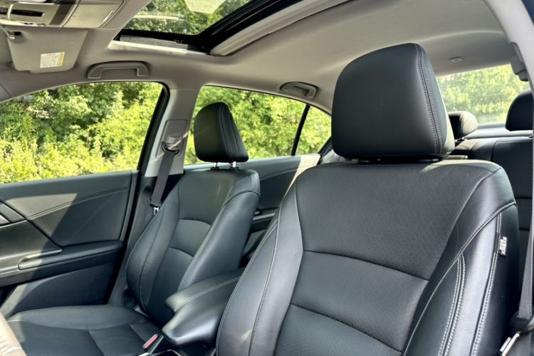 Used Honda Accord 2014 2.0L EX Luxury Edition Roof