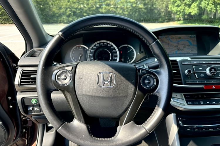 Used Honda Accord 2014 2.0L EX Luxury Edition Steering Wheel