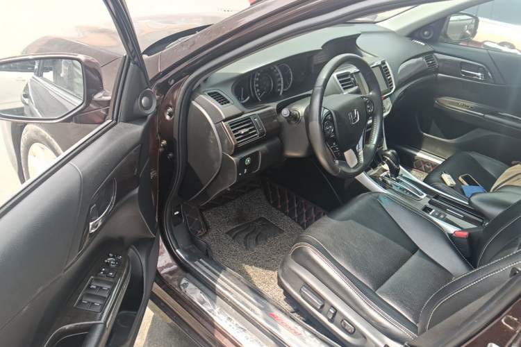 Used Honda Accord 2014 2.4L EX Luxury Edition Driver Seat