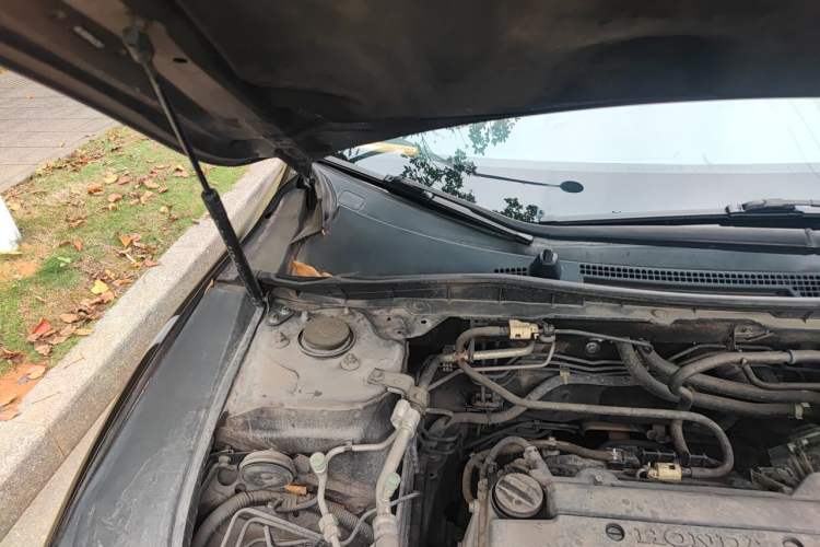 Used Honda Accord 2014 2.0L LX Comfort Edition Engine Bay Right