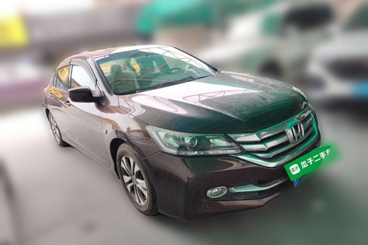 Used Honda Accord 2014 2.0L EX Luxury Edition Front Right 45 Deg