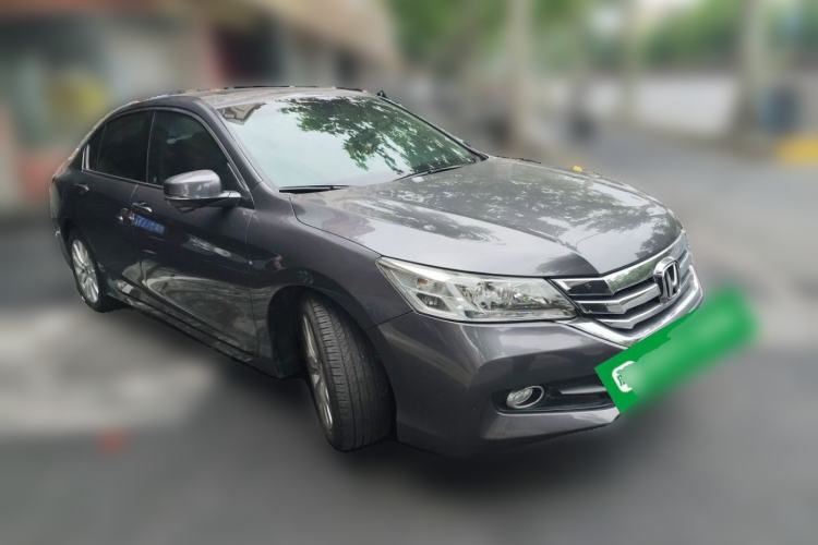Used Honda Accord 2014 2.4L EX Luxury Edition Front Right 45 Deg