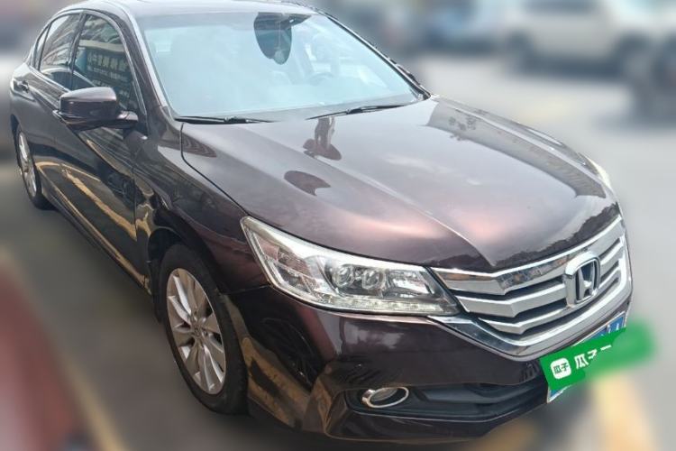 Used Honda Accord 2014 2.4L EX Luxury Edition Front Right 45 Deg