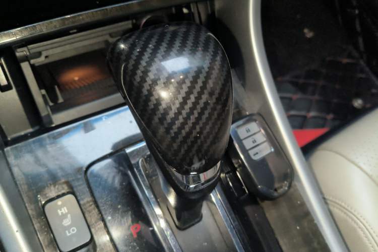 Used Honda Accord 2014 2.4L EX Luxury Edition Gear Lever
