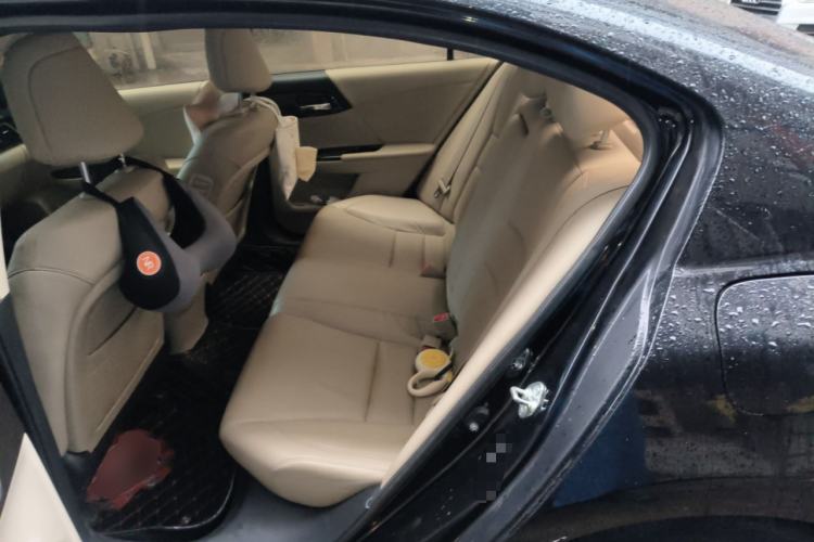 Used Honda Accord 2014 2.4L EX Luxury Edition Left Rear Seat