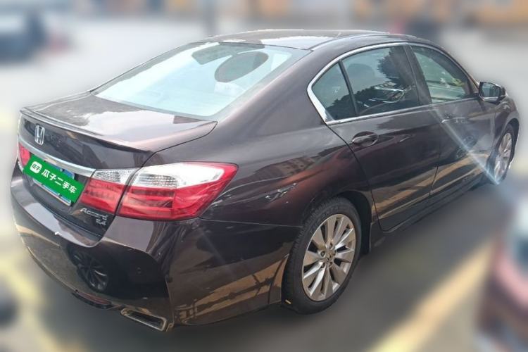 Used Honda Accord 2014 2.4L EX Luxury Edition Rear Right 45 Deg