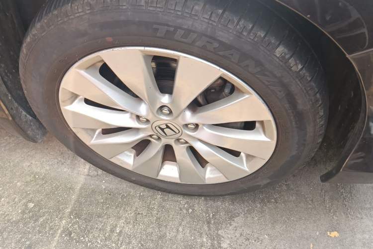 Used Honda Accord 2014 2.4L EX Luxury Edition Right Front Wheel Hub