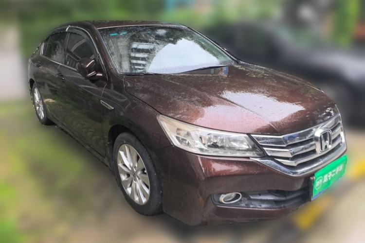 Used Honda Accord 2014 2.4L EXN Luxury Navigation Edition Front Right 45 Deg