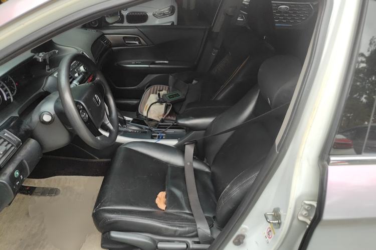 Used Honda Accord 2014 2.0L LX Comfort Edition Left Front Seat