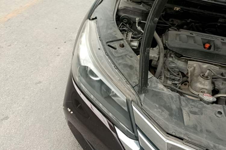 Used Honda Accord 2014 2.0L LX Comfort Edition Right Front Headlight