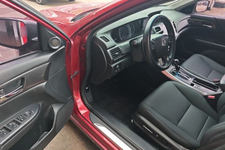 Used Honda Accord 2014 2.0L EX Luxury Edition Driver Seat