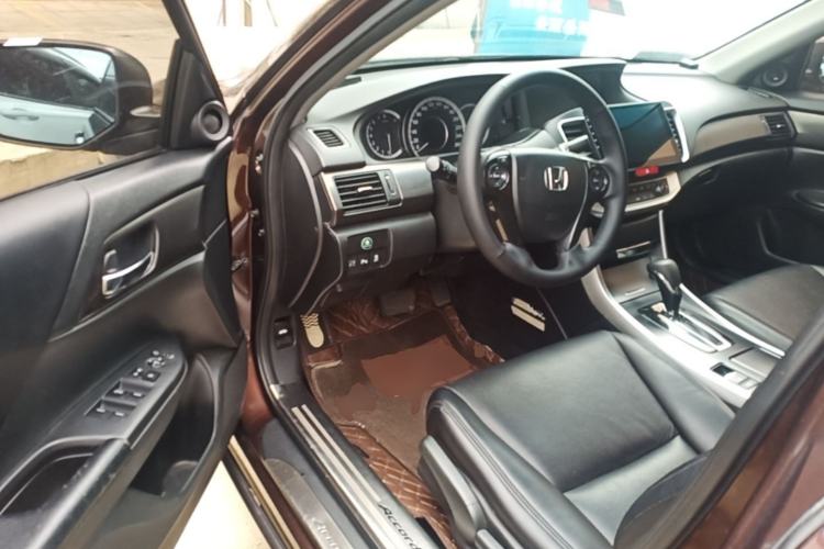 Used Honda Accord 2014 2.0L LX Comfort Edition Driver Seat