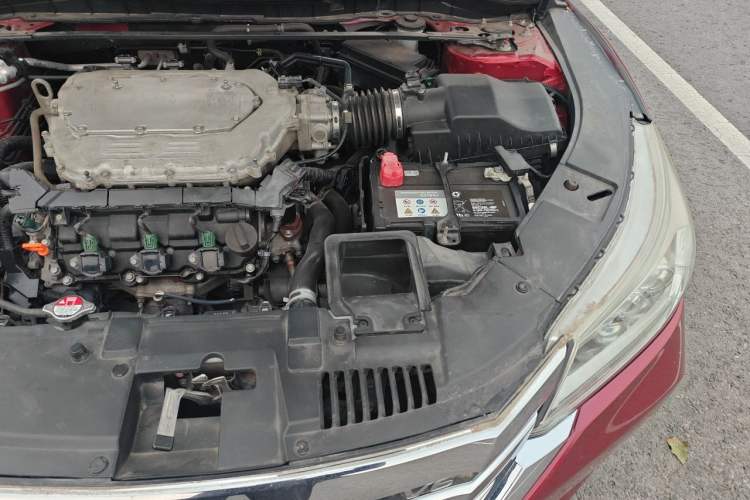 Used Honda Accord 2014 3.0L VTI Prestige Edition Engine Bay Left
