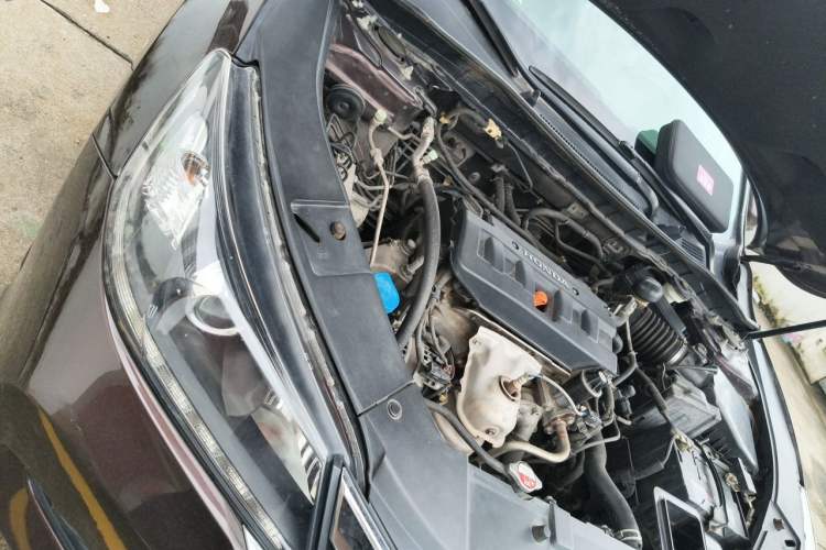 Used Honda Accord 2014 2.0L EX Luxury Edition Engine Bay Right