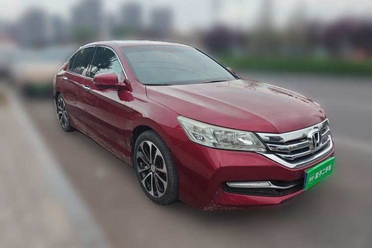 Used Honda Accord 2014 3.0L VTI Prestige Edition Front Right 45 Deg