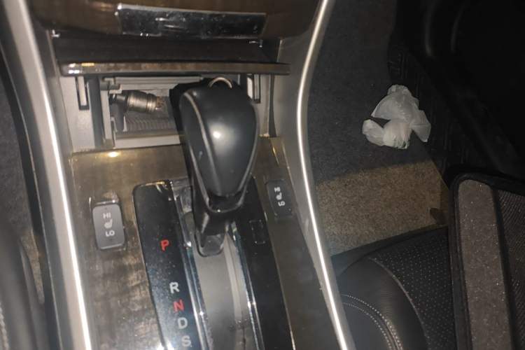 Used Honda Accord 2014 2.4L EX Luxury Edition Gear Lever