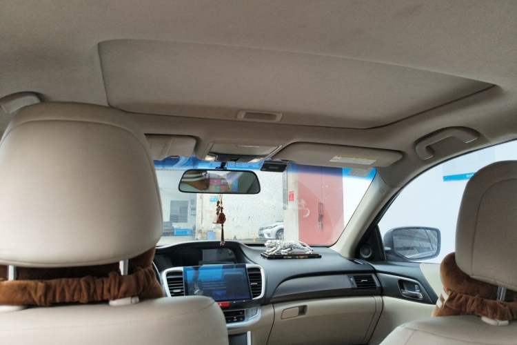 Used Honda Accord 2014 2.0L EX Luxury Edition Headliner