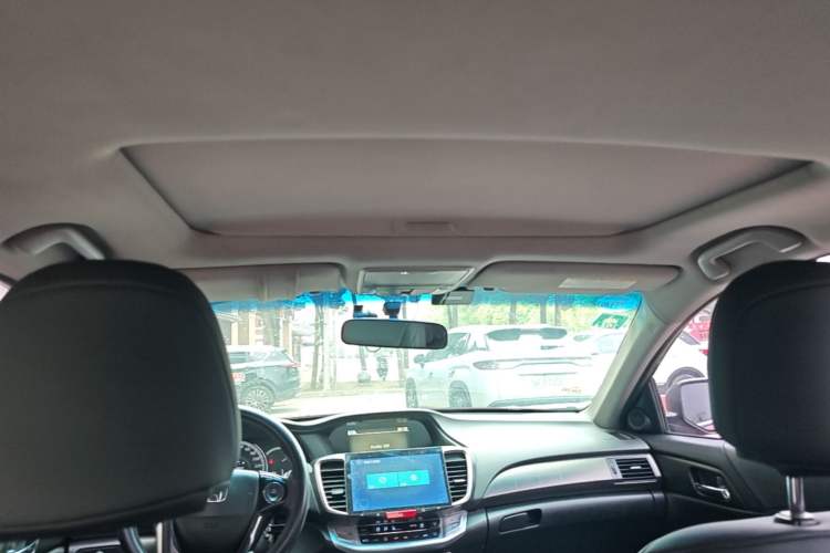 Used Honda Accord 2014 2.0L EX Luxury Edition Headliner