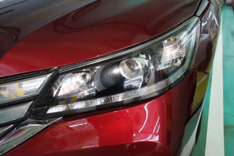 Used Honda Accord 2014 2.0L EX Luxury Edition Left Front Headlight