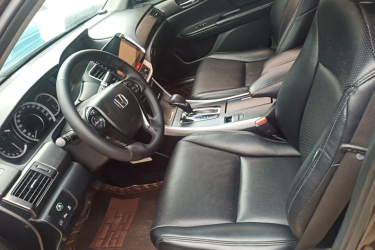 Used Honda Accord 2014 2.0L LX Comfort Edition Left Front Seat