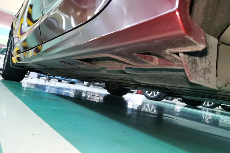 Used Honda Accord 2014 2.0L EX Luxury Edition Left Side Sill
