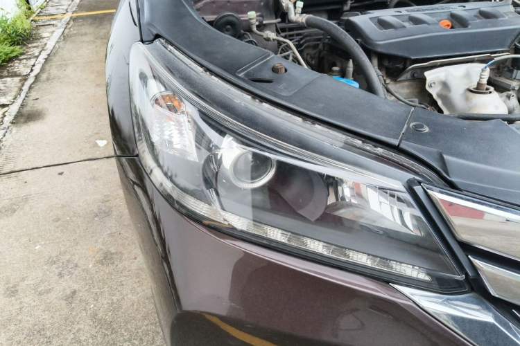 Used Honda Accord 2014 2.0L EX Luxury Edition Right Front Headlight