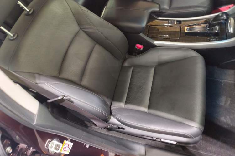 Used Honda Accord 2014 2.4L EX Luxury Edition Right Front Seat