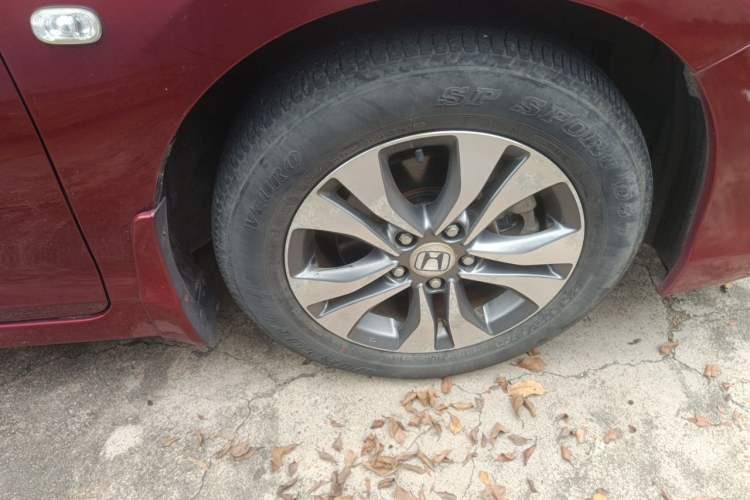 Used Honda Accord 2014 2.0L EX Luxury Edition Right Front Wheel Hub