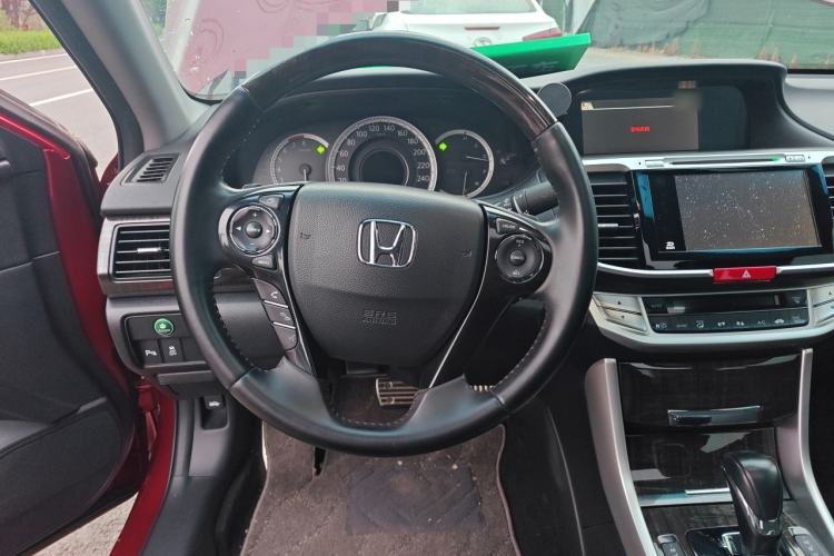 Used Honda Accord 2014 3.0L VTI Prestige Edition Steering Wheel