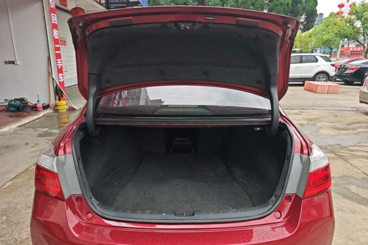 Used Honda Accord 2014 2.0L EX Luxury Edition Trunk