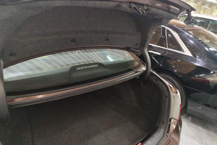 Used Honda Accord 2014 2.4L EX Luxury Edition Trunk