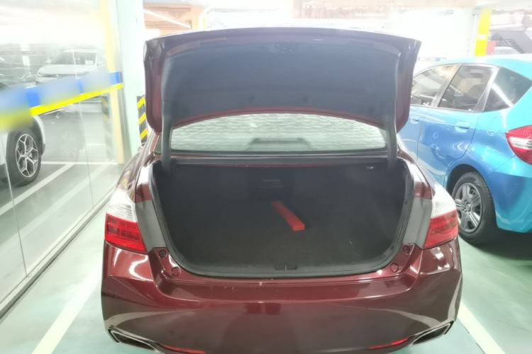 Used Honda Accord 2014 2.0L EX Luxury Edition Trunk