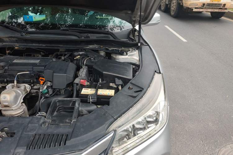 Used Honda Accord 2014 2.4L EXN Luxury Navigation Edition Engine Bay Left