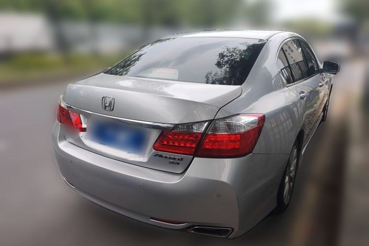 Used Honda Accord 2014 2.4L EXN Luxury Navigation Edition Rear Right 45 Deg