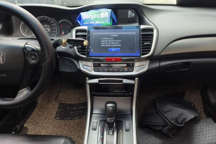Used Honda Accord 2014 2.0L EX Luxury Edition Audio And AC Panel