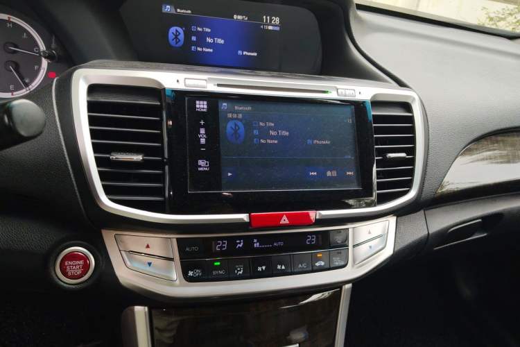Used Honda Accord 2014 2.4L EX Luxury Edition Audio And AC Panel