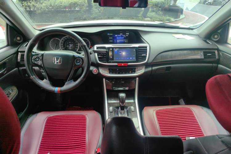 Used Honda Accord 2014 2.4L EX Luxury Edition Center Console
