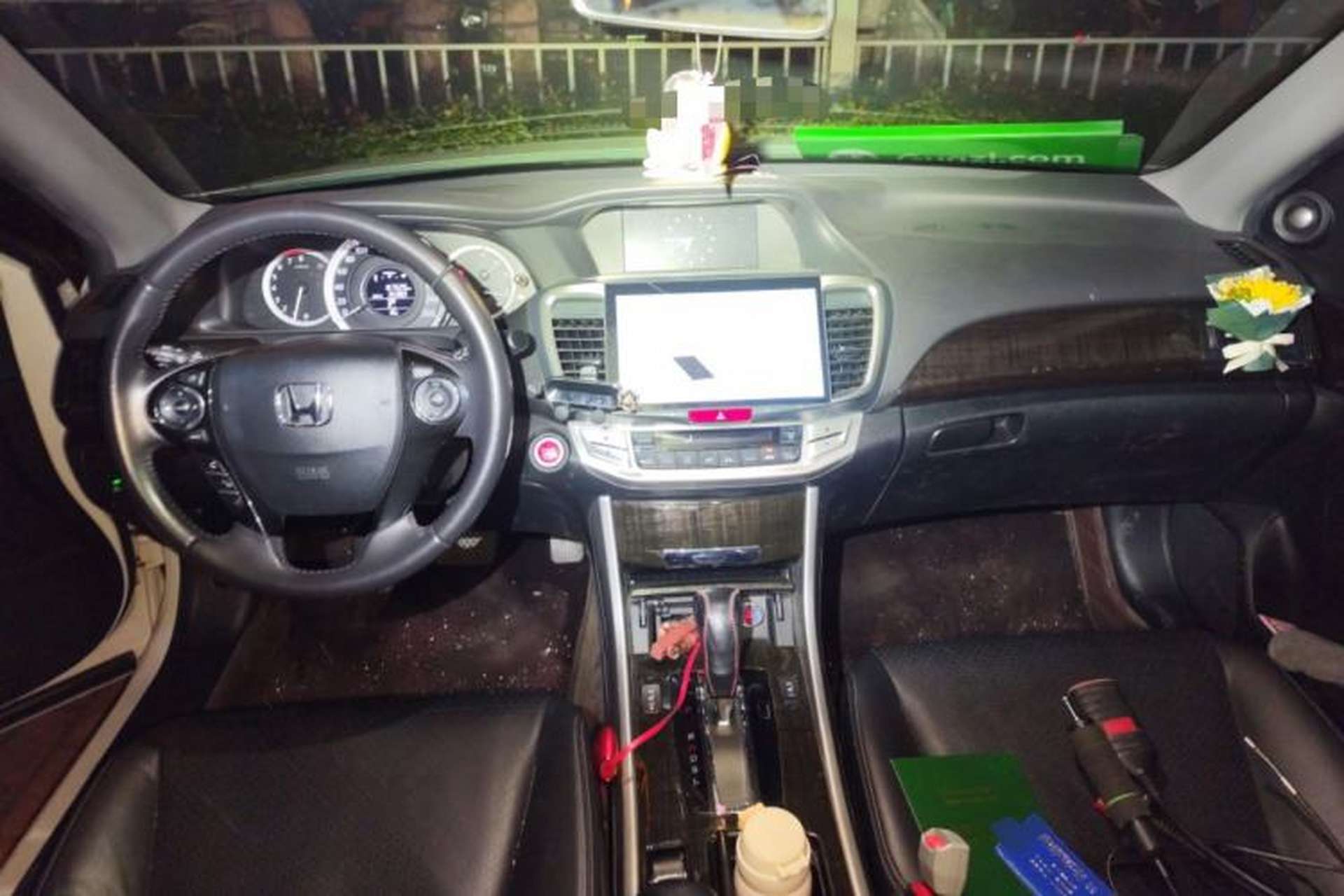 Used Honda Accord 2014 2.4L EX Luxury Edition Center Console