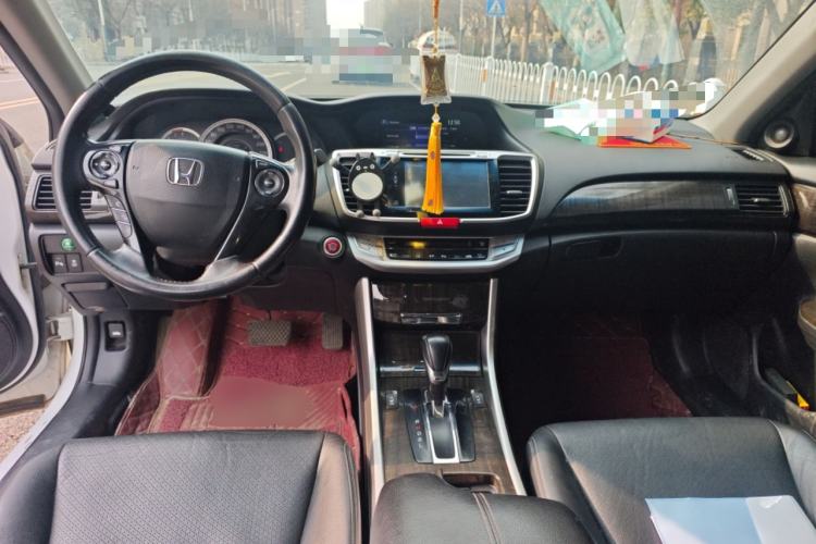 Used Honda Accord 2014 2.4L EX Luxury Edition Center Console