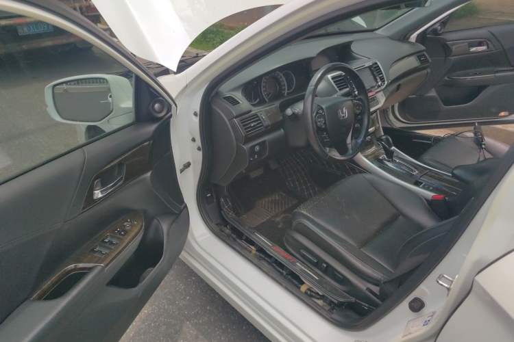 Used Honda Accord 2014 2.4L EX Luxury Edition Driver Seat