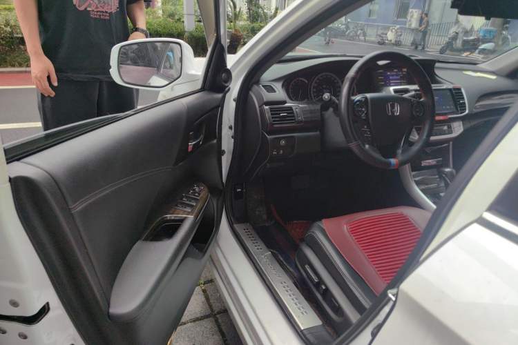 Used Honda Accord 2014 2.4L EX Luxury Edition Driver Seat