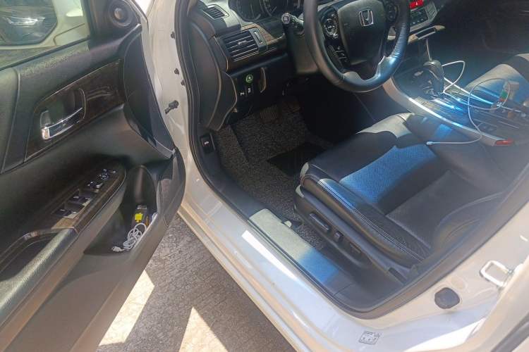Used Honda Accord 2014 2.4L EX Luxury Edition Driver Seat